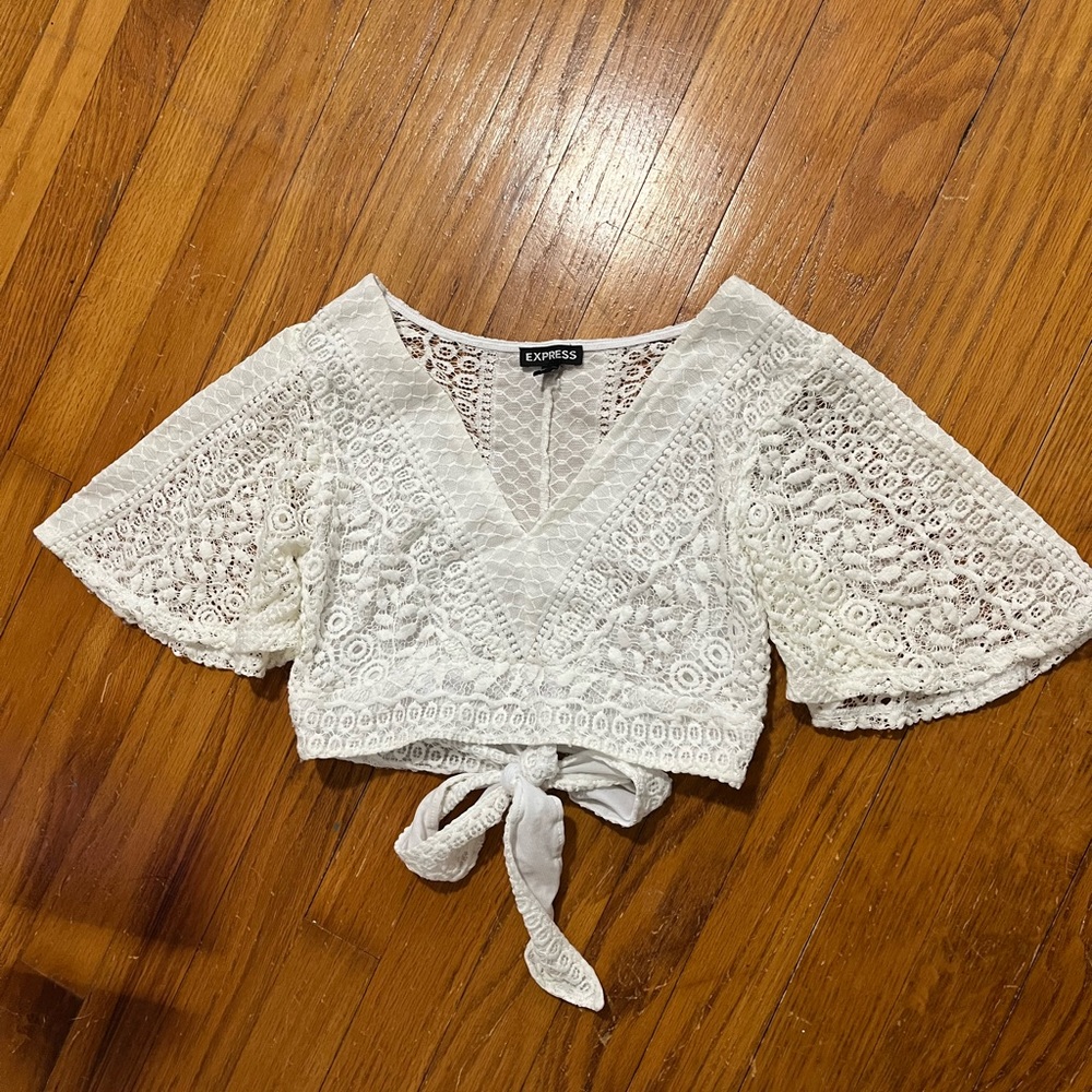EXPRESS Knit Crop